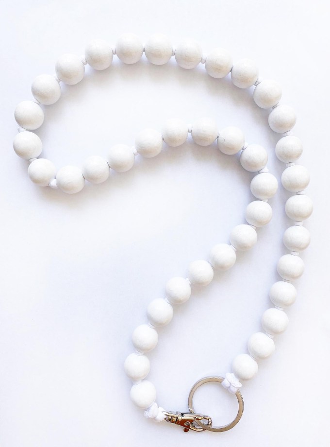 Keyholder Long White Big Pearls