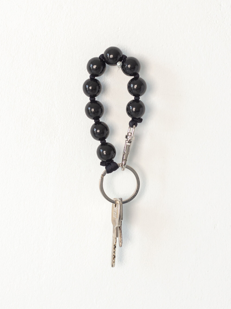 Keyholder Short Black Big Pearls