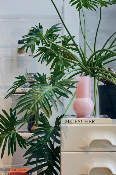 Vase Flamingo Pink - Image 3