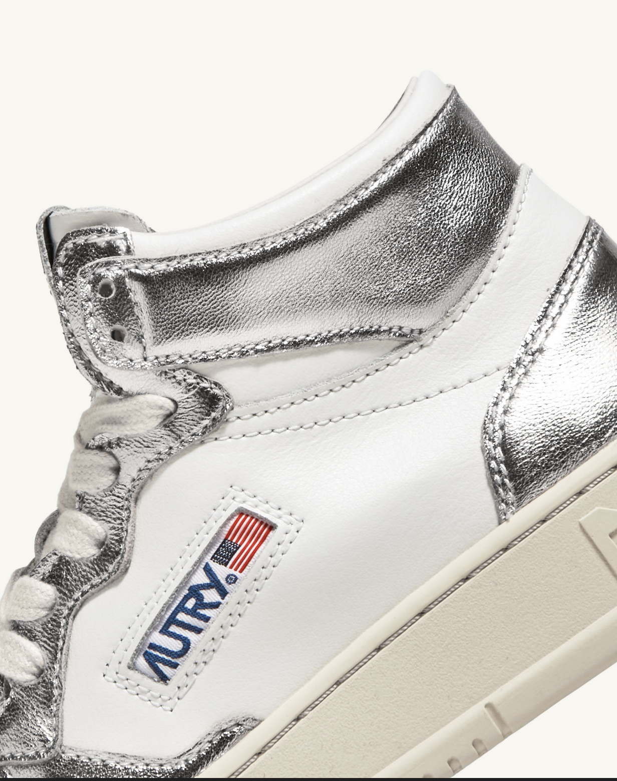 Autry Medalist Sneaker Mid White Silver - Image 4