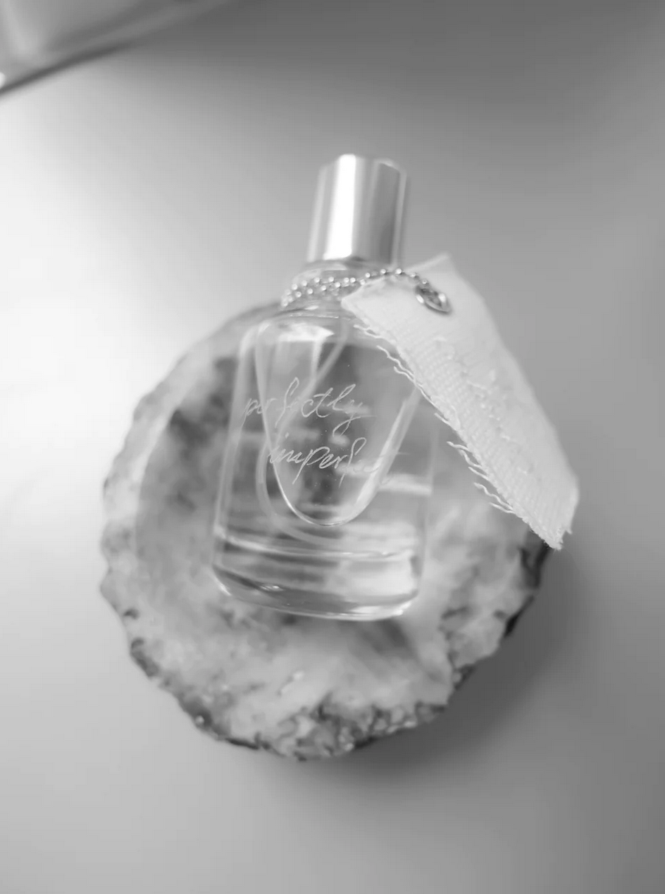 Escape The Ordinary Eau De Perfume - Image 5