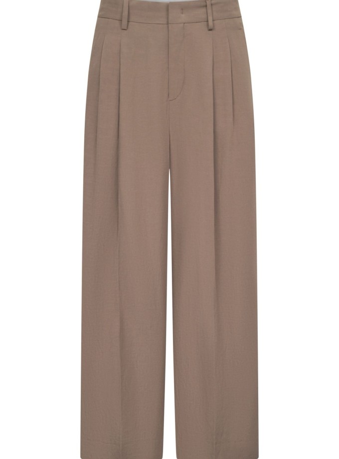 Noa Crop Business Linen