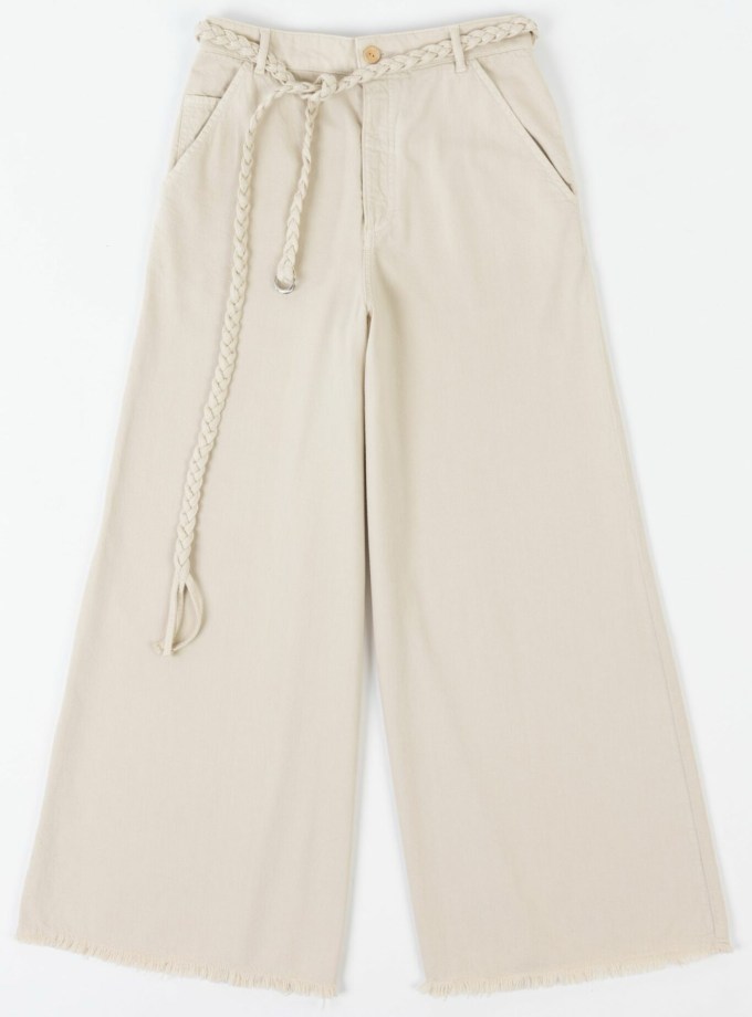 Le Pantalon Chino Over Sand