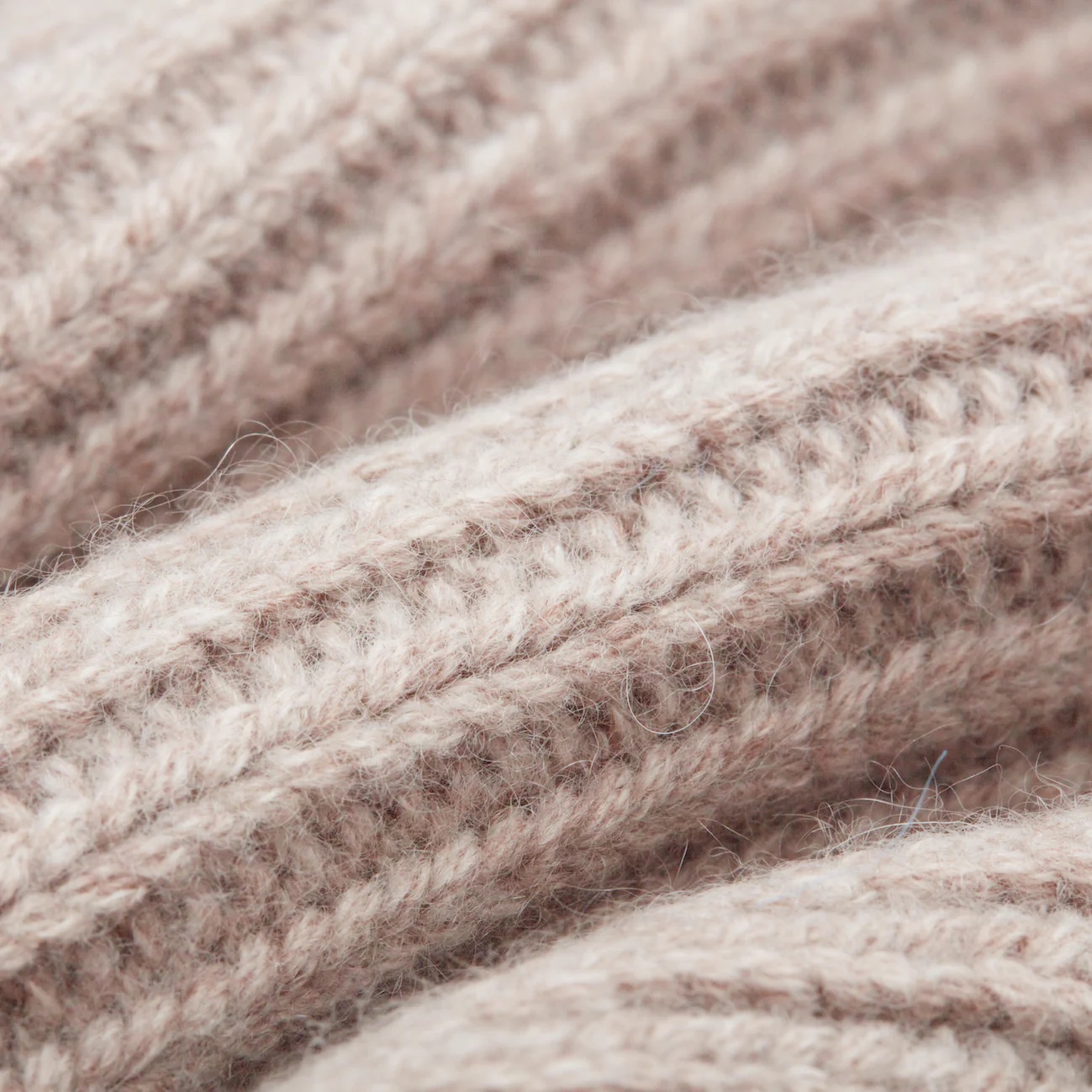 Beige Cashmere Collar - Image 3