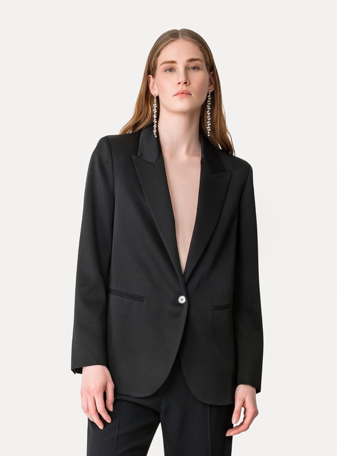 Jacket With Pointed Lapels Shiny Satin Envers
